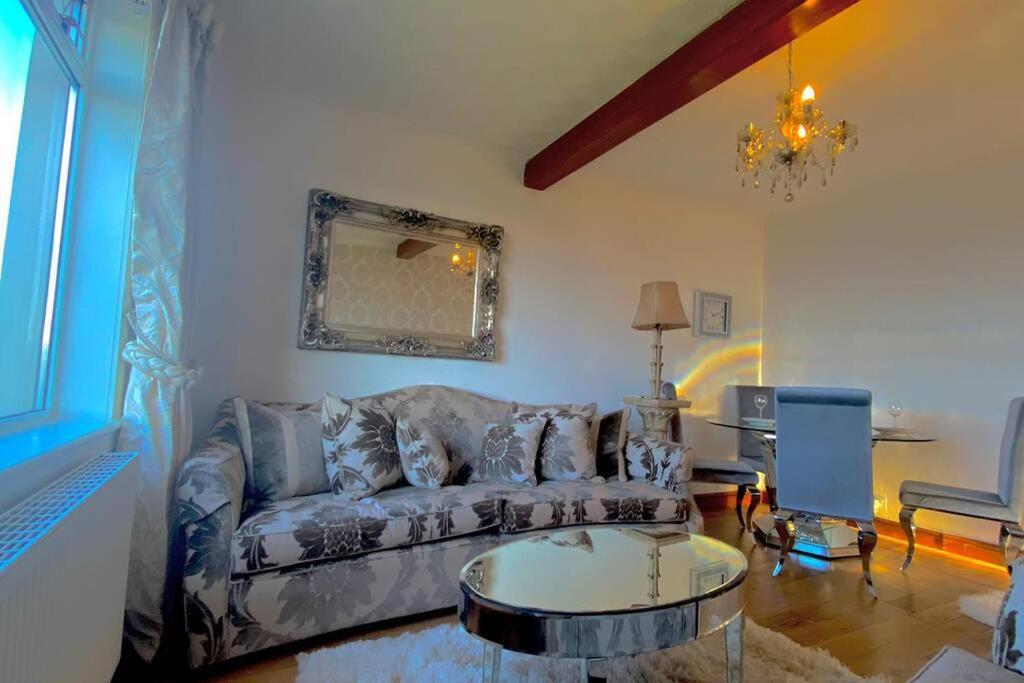 Beautiful Sea View 2 Bed Home Port Glasgow Exterior photo