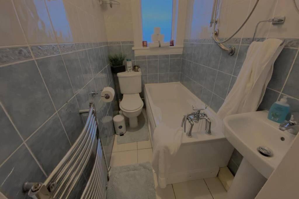 Beautiful Sea View 2 Bed Home Port Glasgow Exterior photo