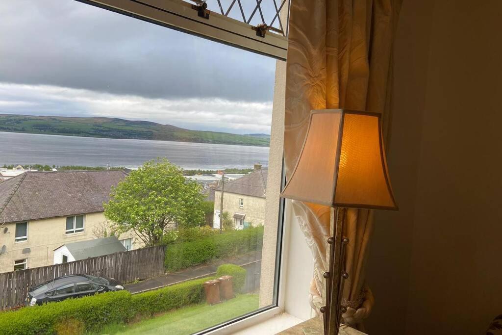 Beautiful Sea View 2 Bed Home Port Glasgow Exterior photo